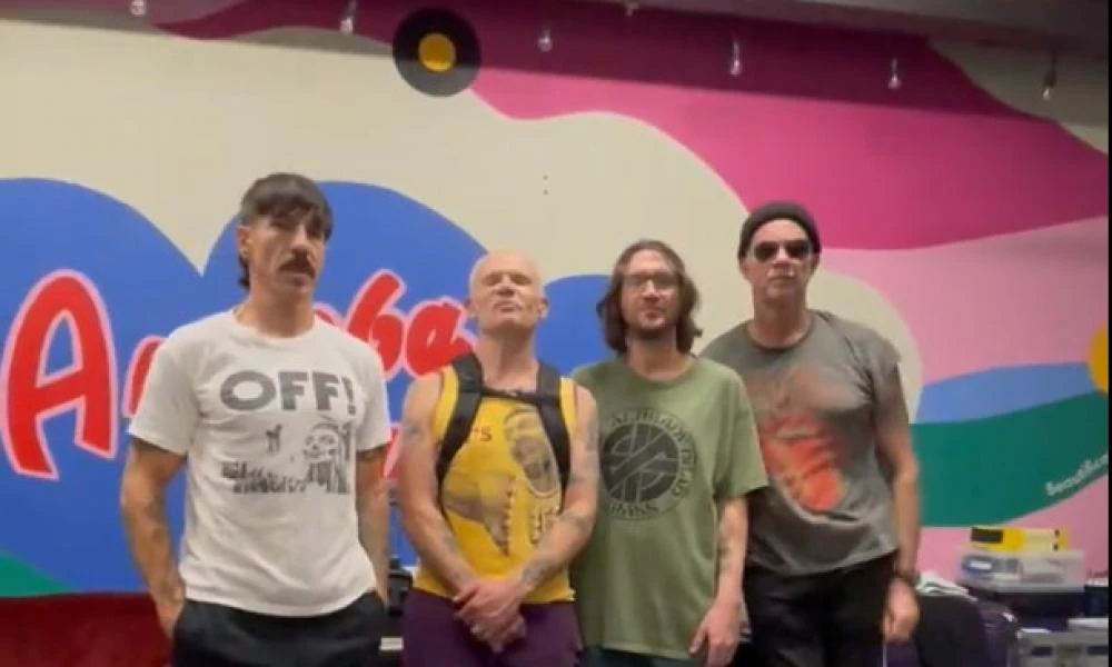 Red Hot Chili Peppers: Βοηθήστε τους πρόσφυγες – Το «ευχαριστώ» του Βιτάλι Κλίτσκο